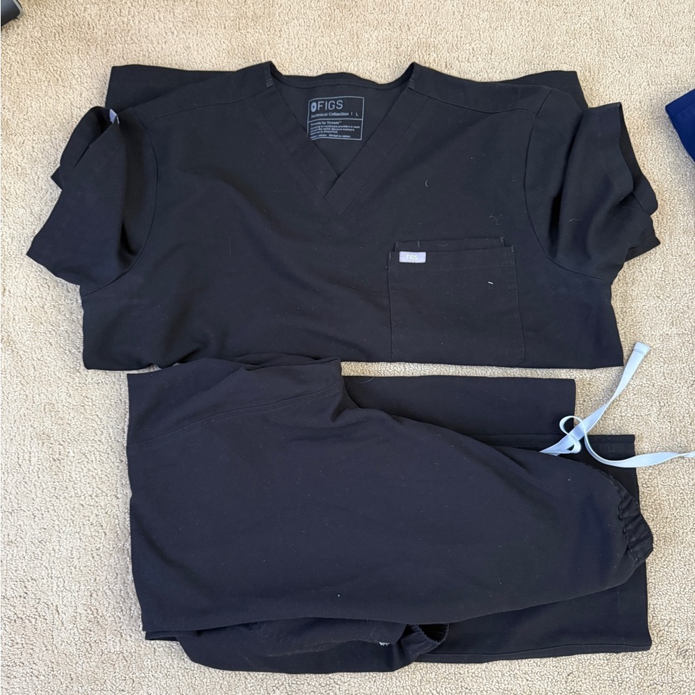 Figs Men’s Large Black Scrub Set